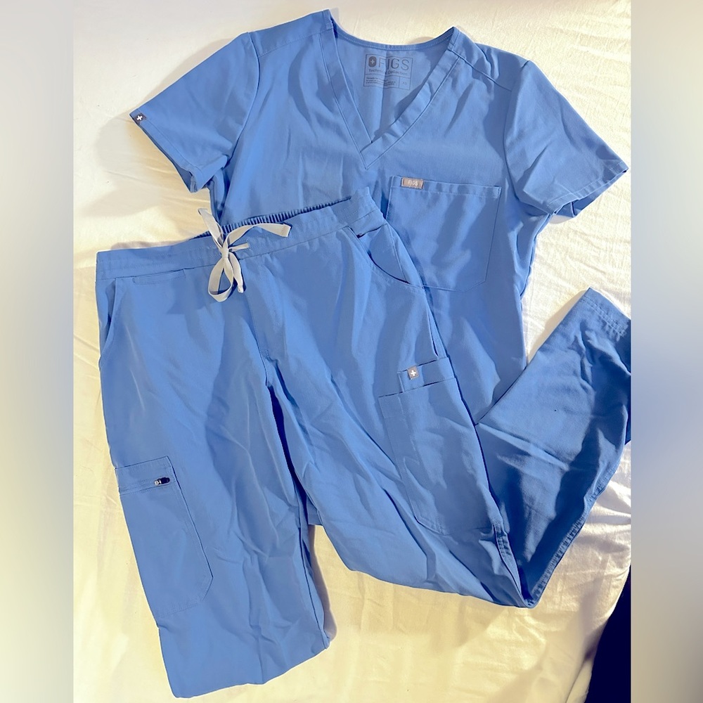 FIGS scrubs, ceil blue scrub set.